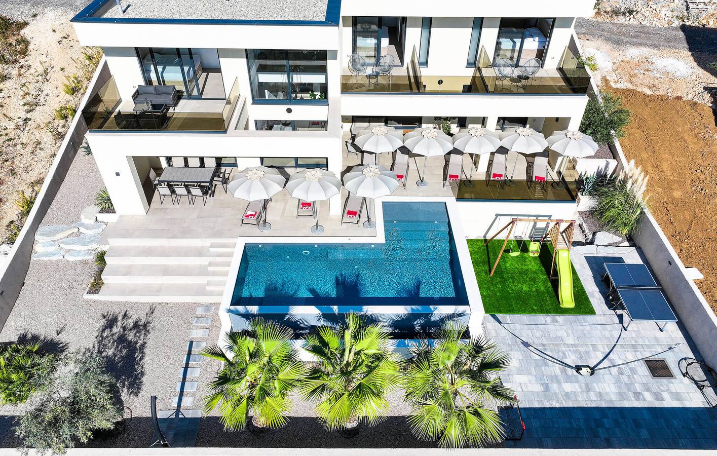 Modernes Apartment mit Pool, WLAN und Parkplatz in der Nähe von Novigradsko – Mehr in Maslenica, Zadar