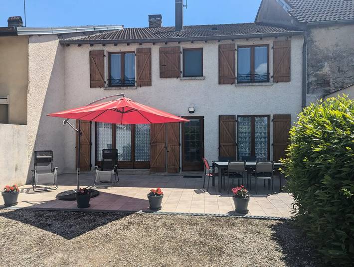 Gîte pour 5 personnes, avec jardin, animaux acceptés dans Champigny-sous-Varennes