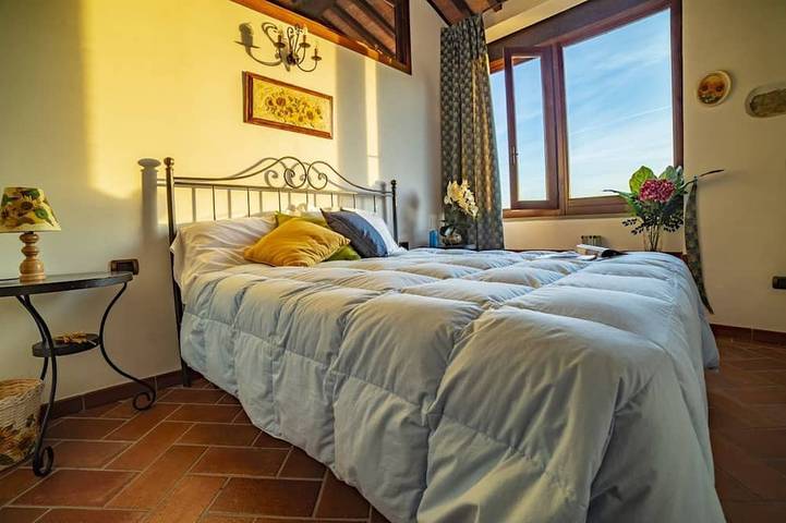 Villa San Giorgio, immersa nel verde in Montemurlo, Provincia di Prato