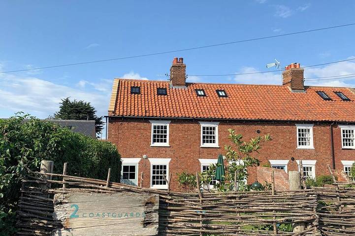 Cottage for 6 people, with garden, with pets in Burnham Overy Staithe