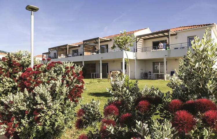 Gîte pour 8 personnes, avec terrasse et piscine à Poggio-Mezzana - 4