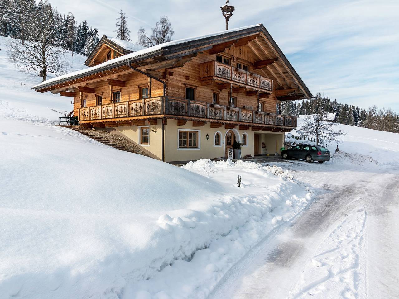 Mansion in Eben near Ski Salzburger Sportwelt in Eben im Pongau, Tennengau
