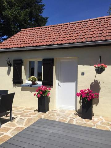 Appartement de vacances pour 2 personnes, avec jardin et terrasse dans la Creuse