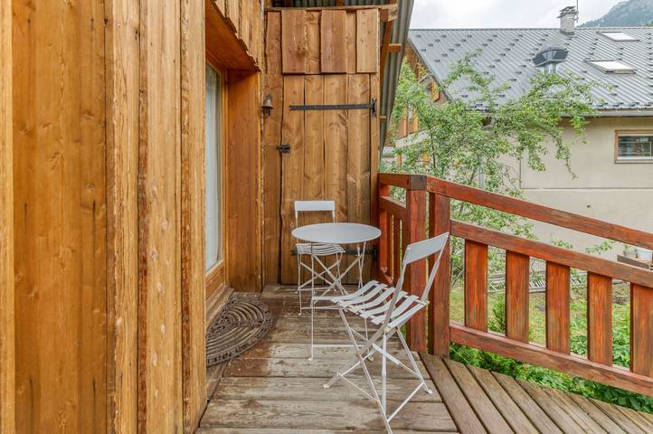 Gîte pour 2 personnes, avec jardin dans Parc national des Écrins