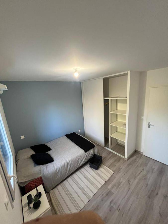 Appartement de vacances entier, Double Room in Aucamville, Toulouse et ses environs