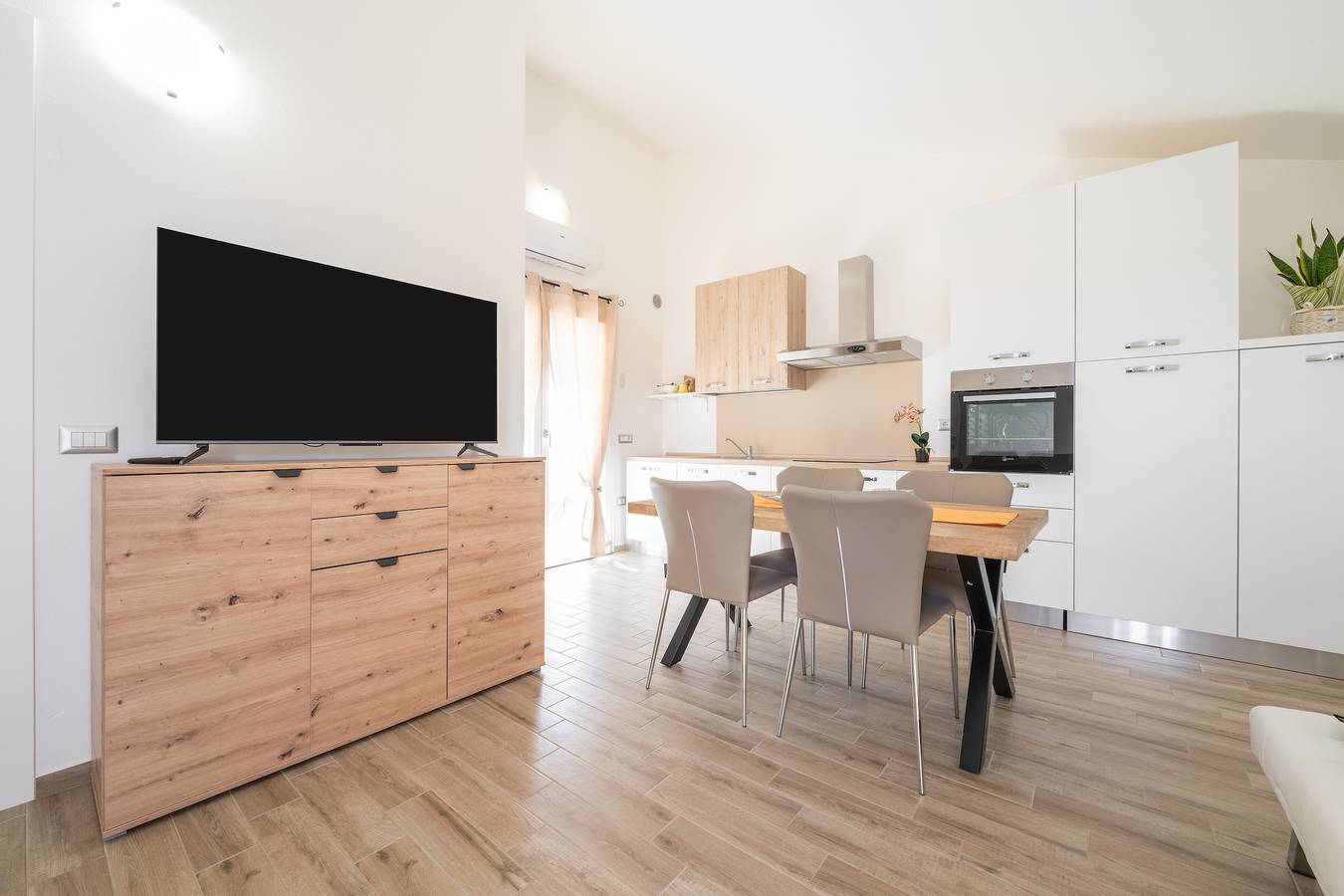 Appartement entier, Appartement 'Casa Vacanze Alba Mar' avec balcon, Wi-Fi et climatisation in Sant'Antioco Ville, Île de Sant'Antioco