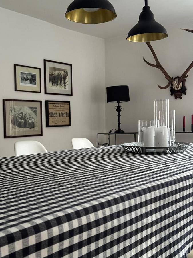 Ferienwohnung für 6 Personen, mit Balkon und Terrasse sowie Garten