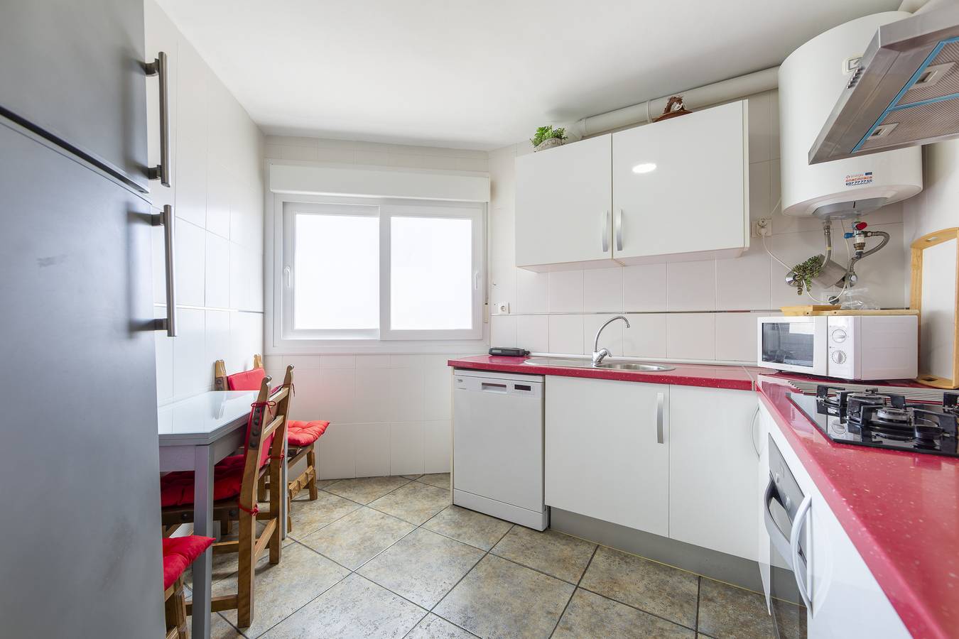 Ganze Wohnung, Ferienwohnung 'Aguadulce Beach' mit Meerblick, Wi-Fi und Klimaanlage in Aguadulce, Roquetas de Mar