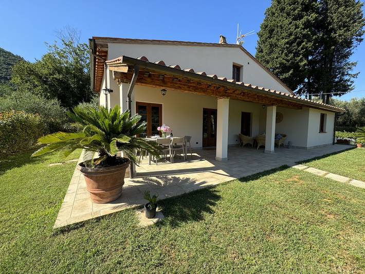 Location de vacances pour 7 personnes, avec jardin, animaux acceptés à Lucca - 2