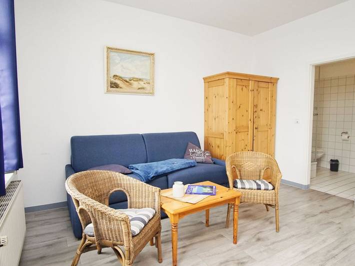 Ganze Ferienwohnung, Haus Rugier - im Zentrum gelegenes 1-Raum-Apartment - Haus Rugier FeWo 02 in Göhren, Rügen