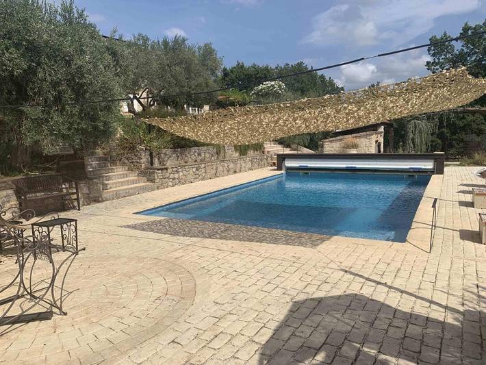 Chambre d’hôte pour 3 personnes, avec vue et terrasse ainsi que jardin et piscine à Flayosc - 3