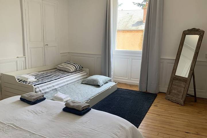 Location de vacances pour 17 personnes, avec jardin et balcon à Parcé-sur-Sarthe - 3