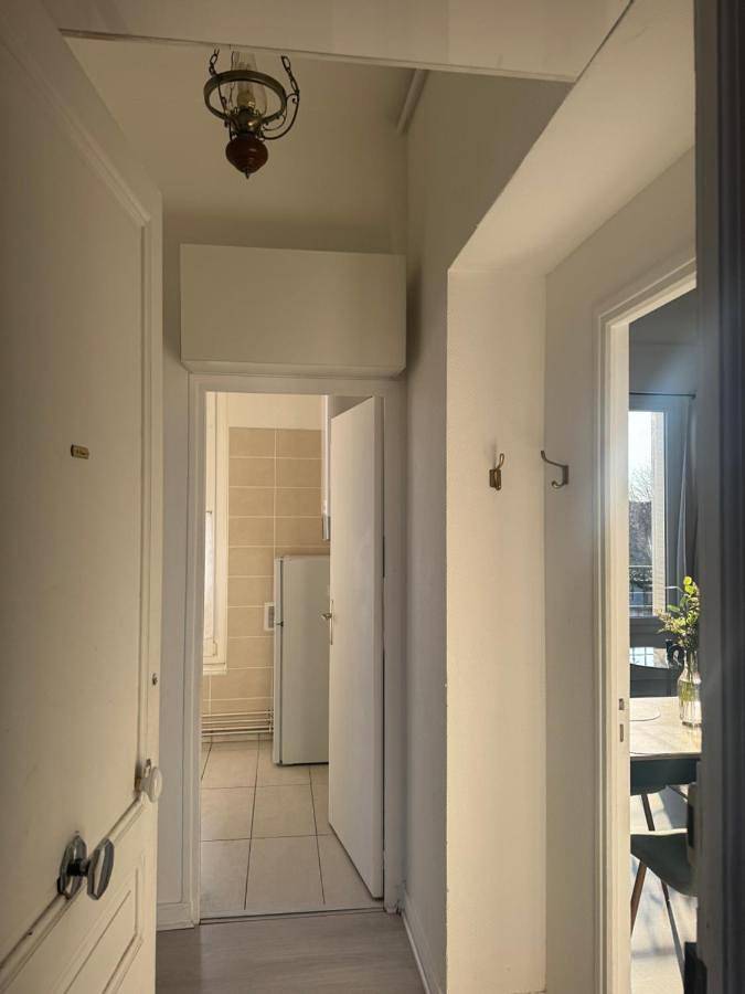 Appartement entier, One-Bedroom Apartment in Vierzon, Région de Vierzon