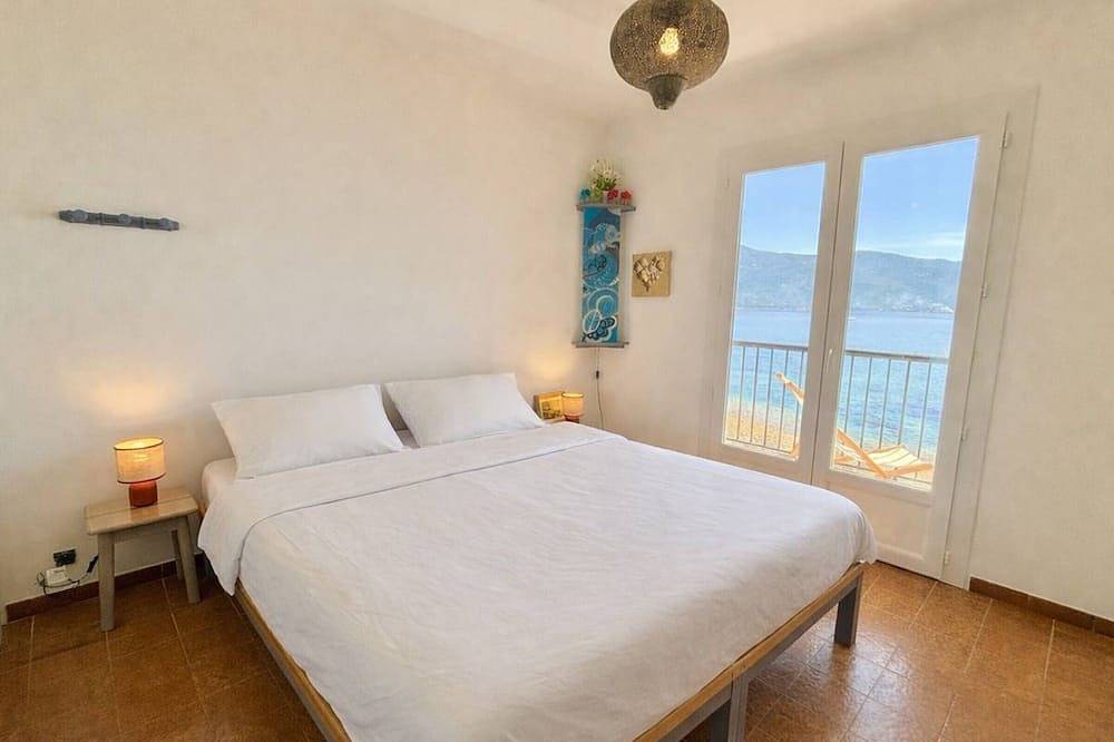 Appartamento intero, Waterfront apartment with terrace and sea view, Tiuccia in Casaglione, Ajaccio e dintorni