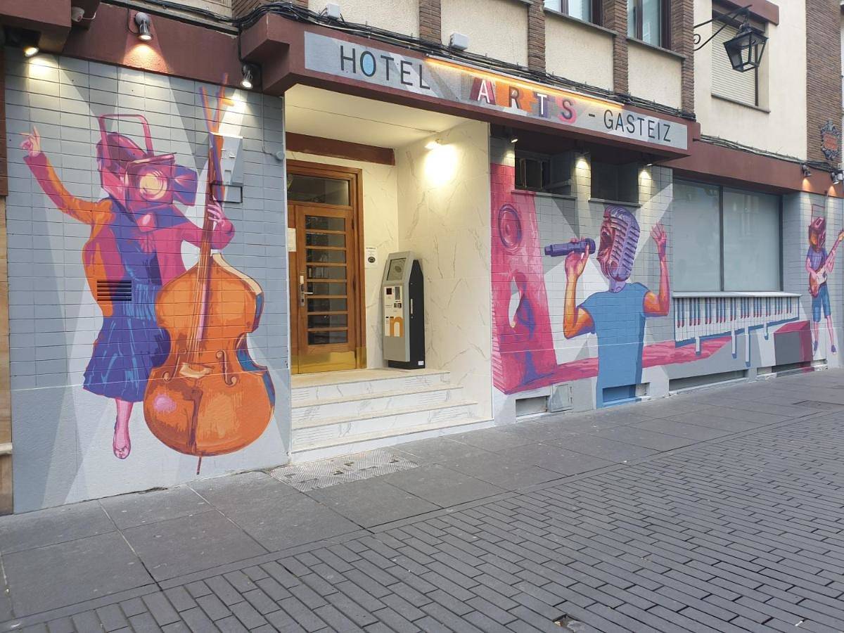 Hotel Arts - Gasteiz Centro in Vitoria-Gasteiz, Chaîne Cantabrique