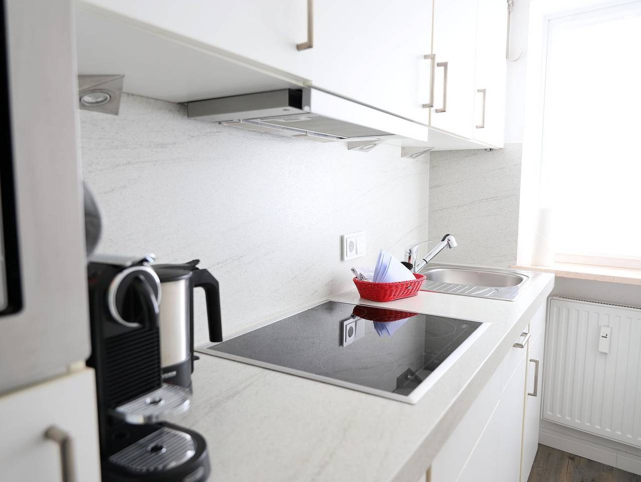 Ganze Wohnung, Moderne 1-Zi.-Ferienwohnung in Westerland mit Südbalkon und Stellplatz in Westerland, Sylt (Gemeinde)