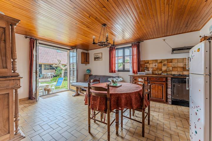 Ferienhaus 'Blanche Neige Mimizan' mit privater Terrasse und Gemeinschaftsgarten in Mimizan Plage, Mimizan