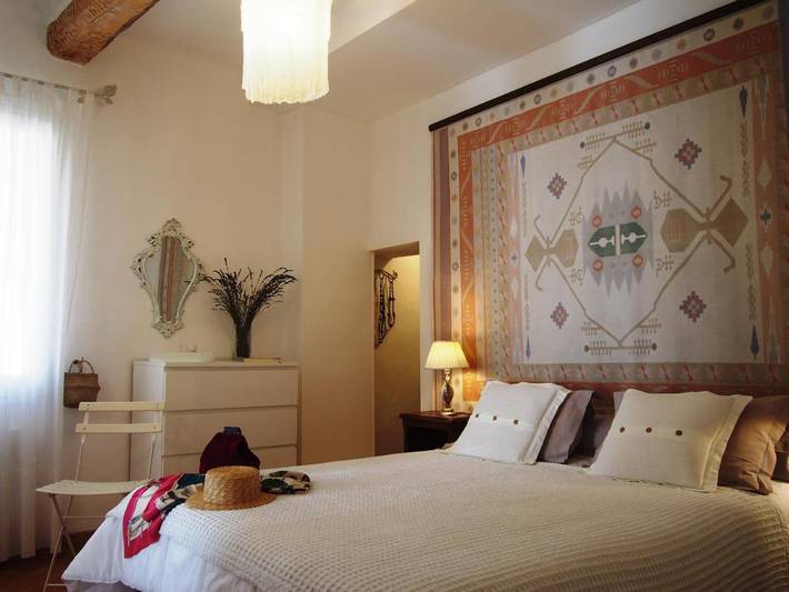 Location de vacances pour 4 personnes, avec vue et balcon à Grambois - 2