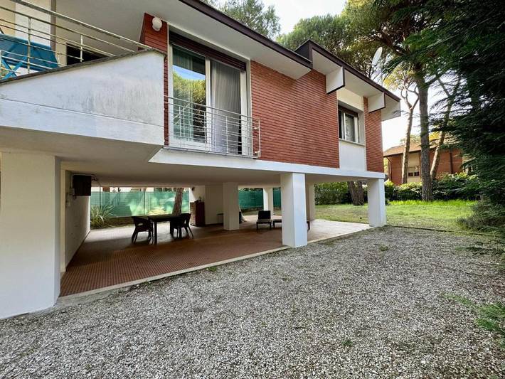 Villa für 6 Personen, mit Balkon und Terrasse in Lido di Jesolo