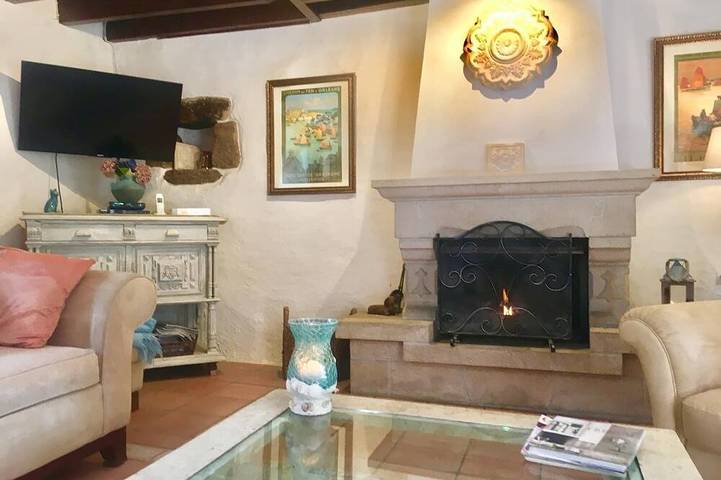 Location de vacances pour 7 personnes, avec terrasse et jardin à Mégrit