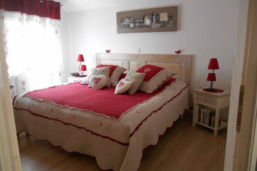 Appartement entier, Gîte dans maison style chalet in Ribeauvillé, Parc naturel régional des Ballons des Vosges