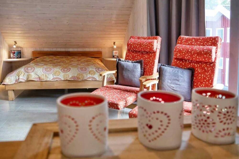 Ganze Wohnung, Seeperle Xl mit Whirlpool im Ferienpark Scharmützelsee - Ferienpark in Storkower See, Wendisch Rietz