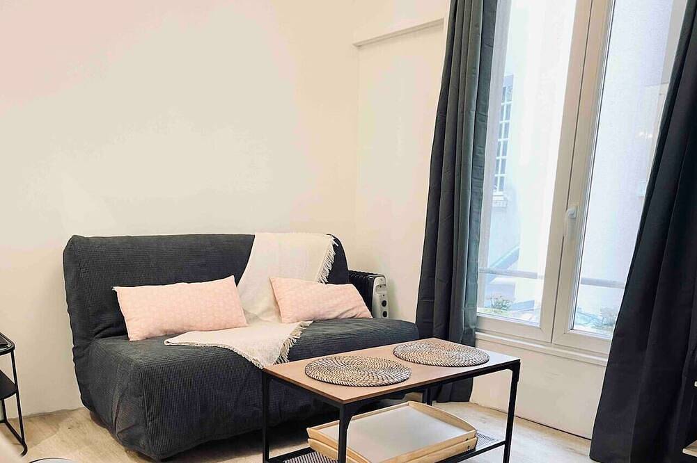 Gîte pour 2 Personnes dans Versailles, Yvelines