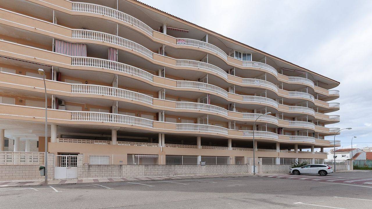 Apartamento vacacional entero, Apartamento de vacaciones para 5 personas con piscina in Daimuz, Costa de Valencia