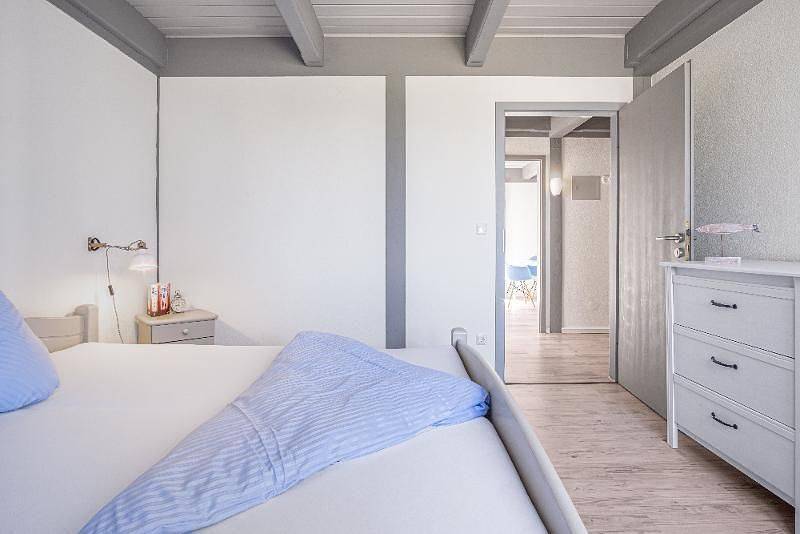 Entire apartment, Ferienwohnung 'Säbelschnäbler' mit Balkon für entspannte Auszeiten in Pellworm, North Frisian Islands