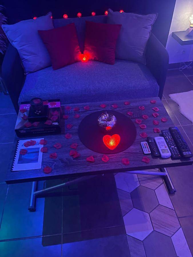 Location de vacances pour 2 personnes, avec jardin et vue à Belgentier - 4