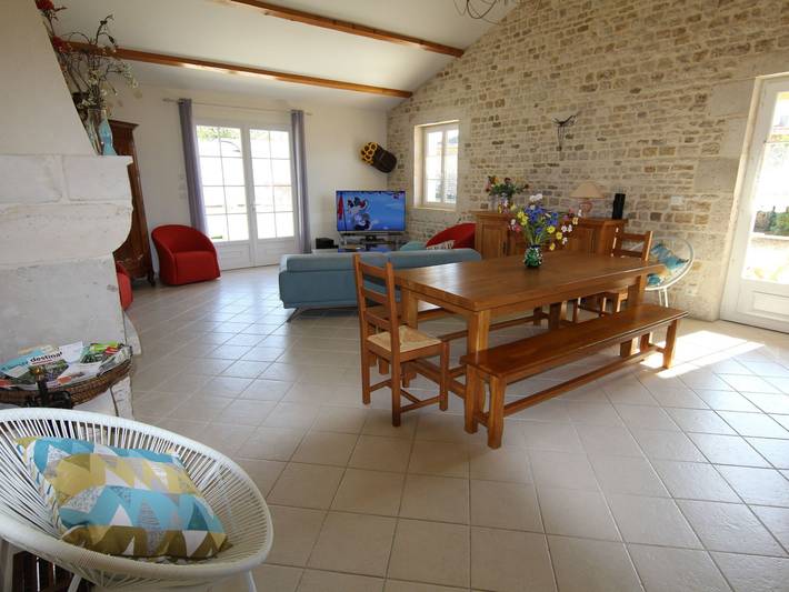 Villa "La Bergerie" mit Privatpool und Spa in Romans, Niort und Umgebung
