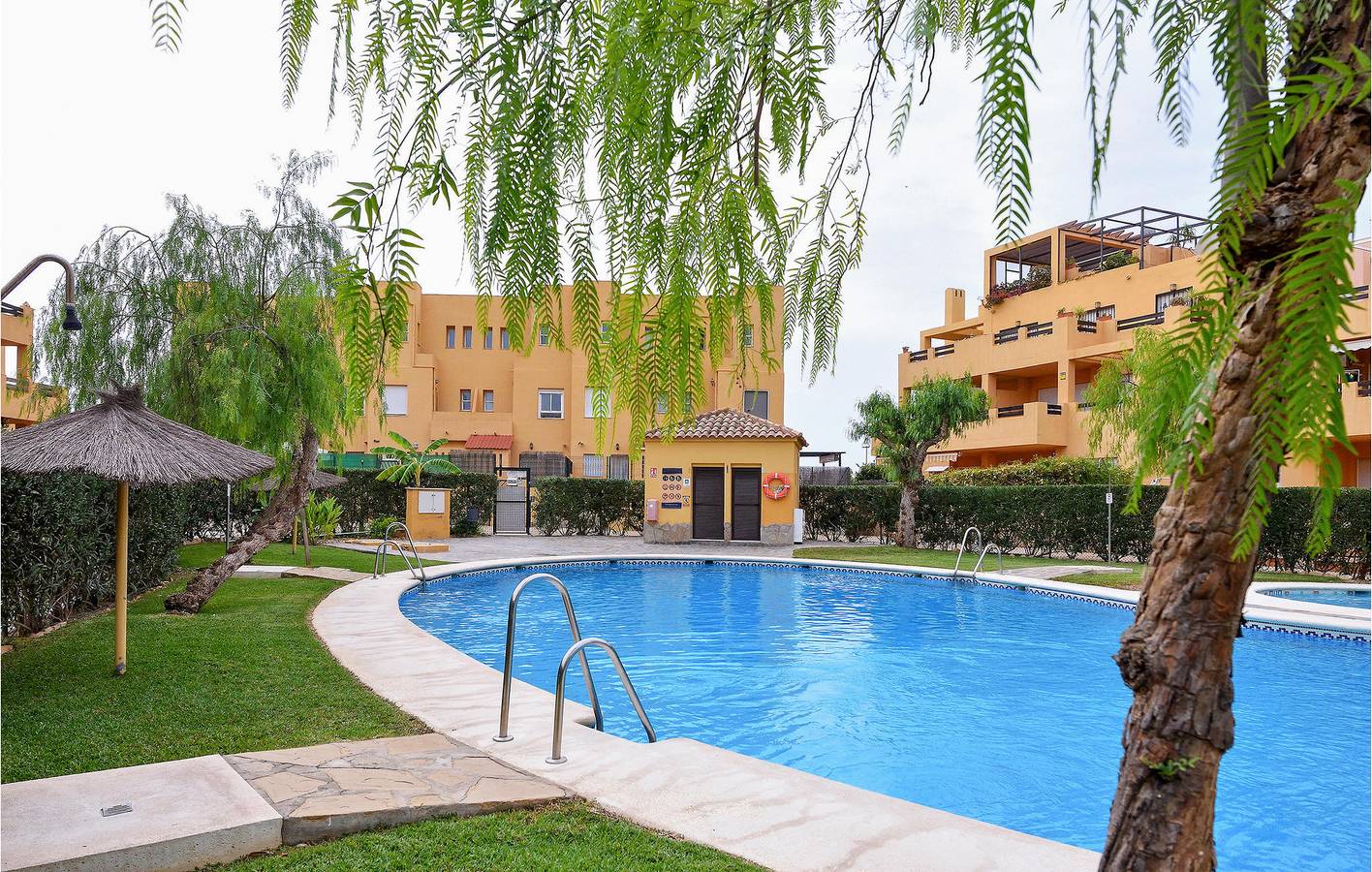 Entire holiday apartment, Terrace Pool Apartment - 1.5km to Vera Playa in Playas de Vera, Vera