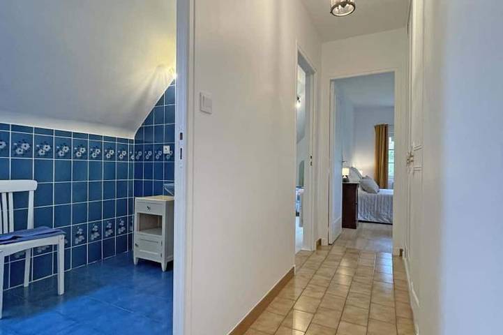 Gîte pour 13 personnes, avec jardin dans Longny-les-Villages - 4
