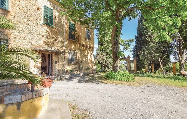 Ferienhaus für 6 Personen, mit Garten in Albenga