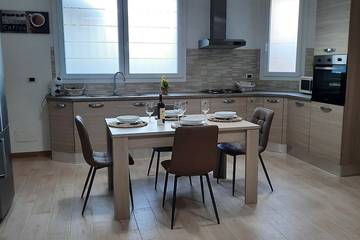 Gîte pour 4 personnes, avec jardin dans Dolianova