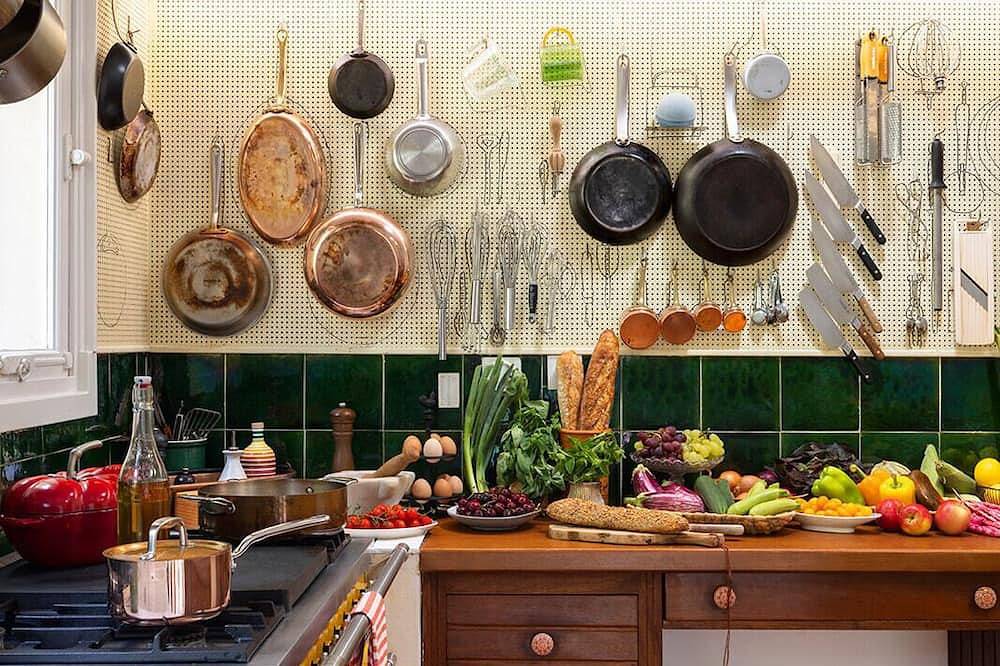 La Pitchoune: 4 bedroom, Ac, Luxury Chef's Kitchen Built by Paul & Julia Child in Châteauneuf-Grasse, Mediterranean Coast (France)