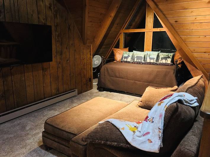 Vacation rental for 10 people, with yard in Angel Fire