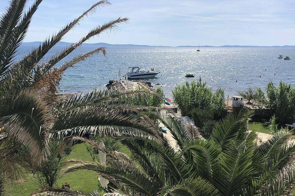 Appartamento vacanze a Vir a partire da 237€ a notte