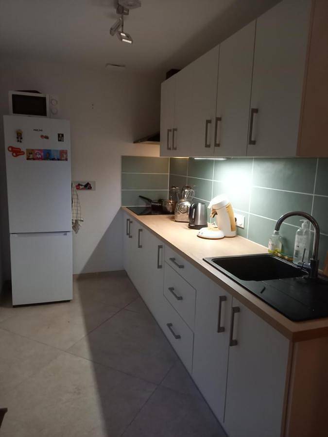 Gîte pour 2 personnes, avec jardin ainsi que terrasse et piscine à Ferrières-en-Gâtinais - 4