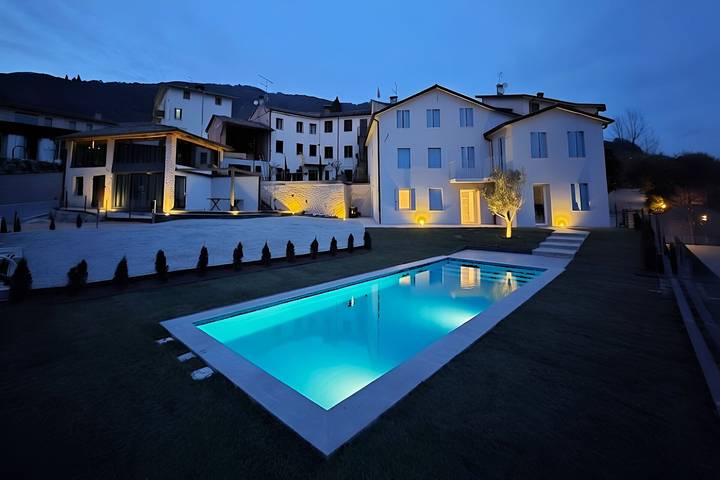 Ferienhaus für 18 Personen, mit Sauna und Balkon sowie Garten und Whirlpool in den Dolomiten - 3