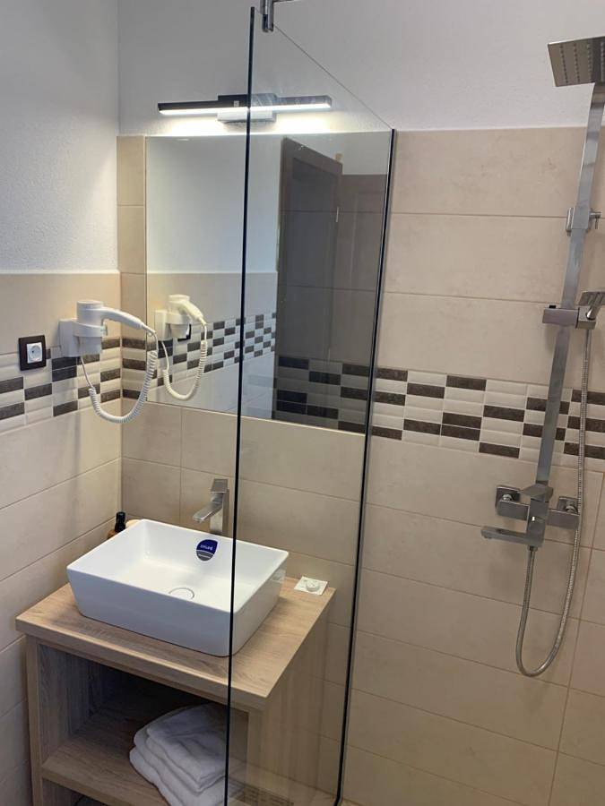 Maison d’hôte pour 2 personnes, avec jardin ainsi que sauna et vue dans Mureș - 4