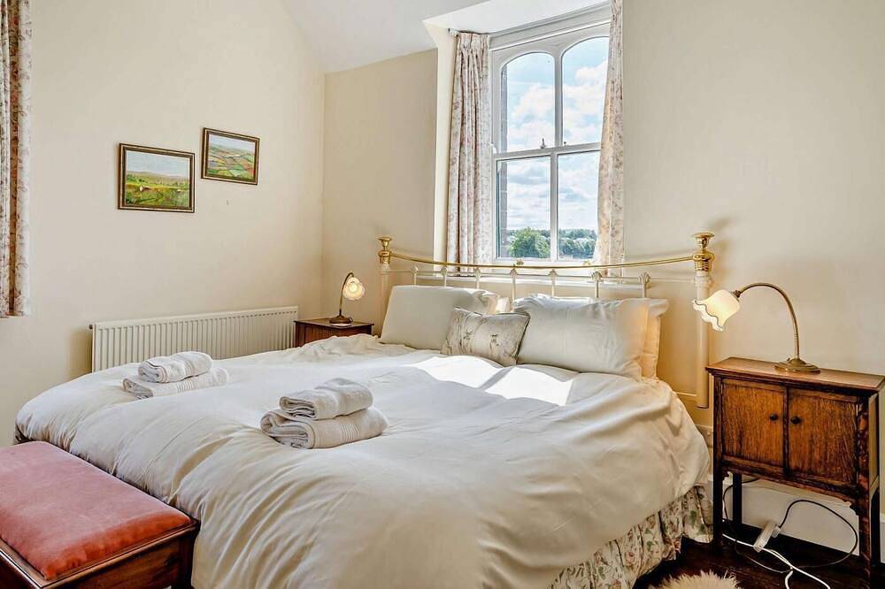 3 Bed in Brecon (oc-bn134) in Brecon, Brecon Beacons