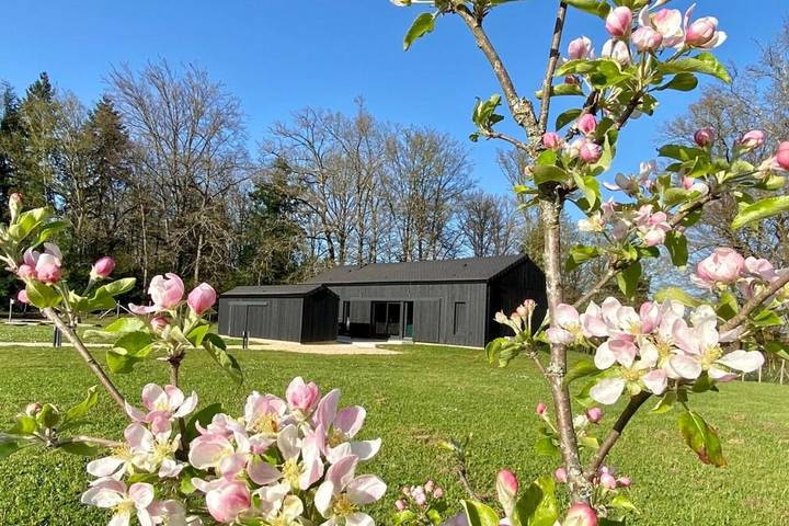 Location de vacances pour 5 personnes, avec Terrasse et Jardin à Panazol