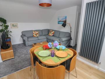 Apartment for 4 People in Saundersfoot, Pembrokeshire, Photo 4