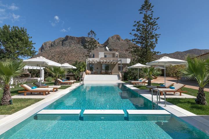 Villa für 10 Personen, mit Pool und Meerblick sowie Balkon und Garten in Chania und Umgebung - 2