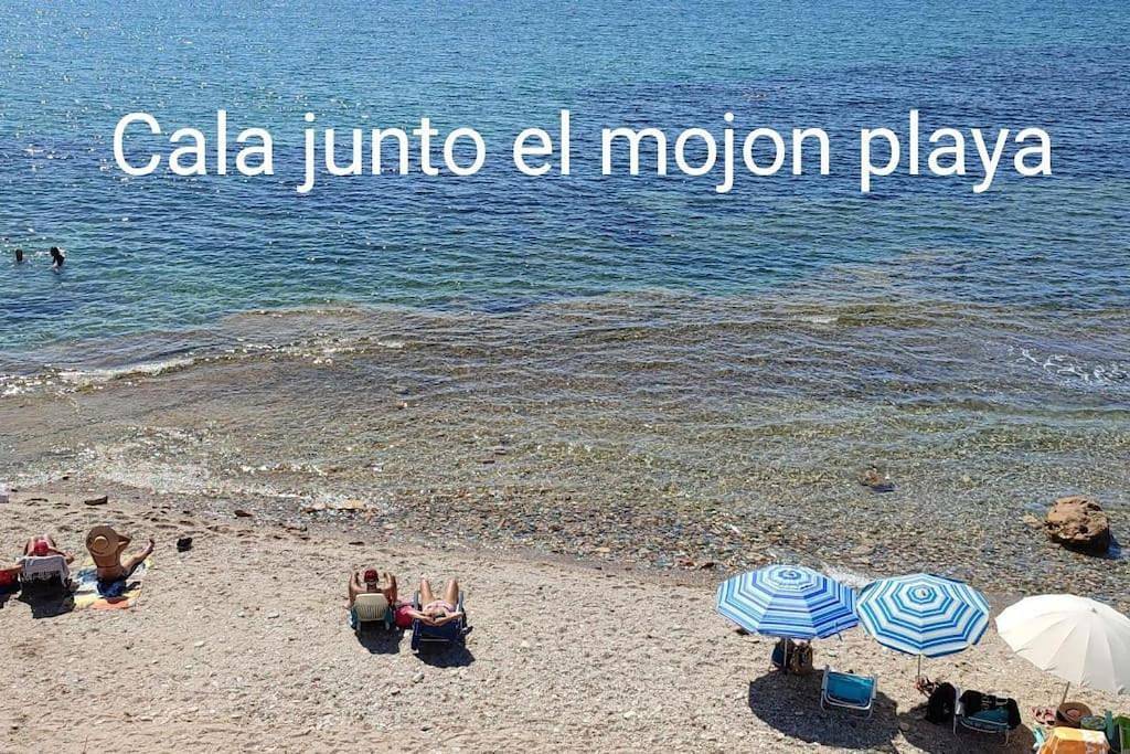 Ganze Wohnung, Apart. tranquilo junto al mar grandes terrazas in Playa Cabezo del Mojón (Isla Plana), Cartagena