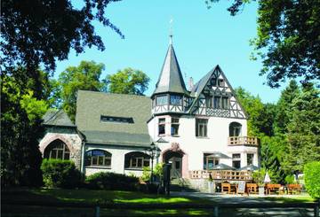 Hôtel pour 3 personnes, avec vue sur le lac ainsi que jardin et vue à Darmstadt