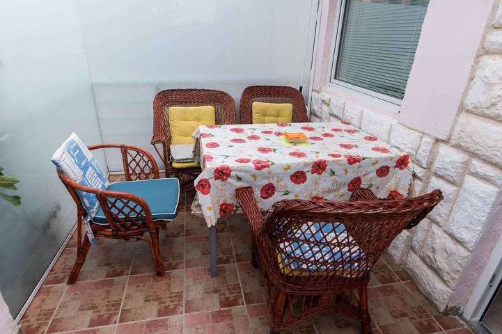 Ferienwohnung für 5 Personen, mit Garten, mit Haustier in Kroatien - 2