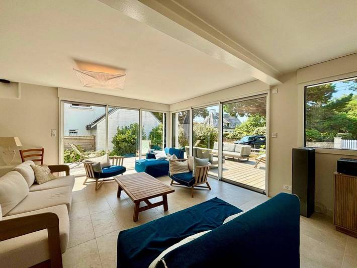 Location de vacances pour 12 personnes, avec Terrasse et Jardin dans Plage Saint-Colomban