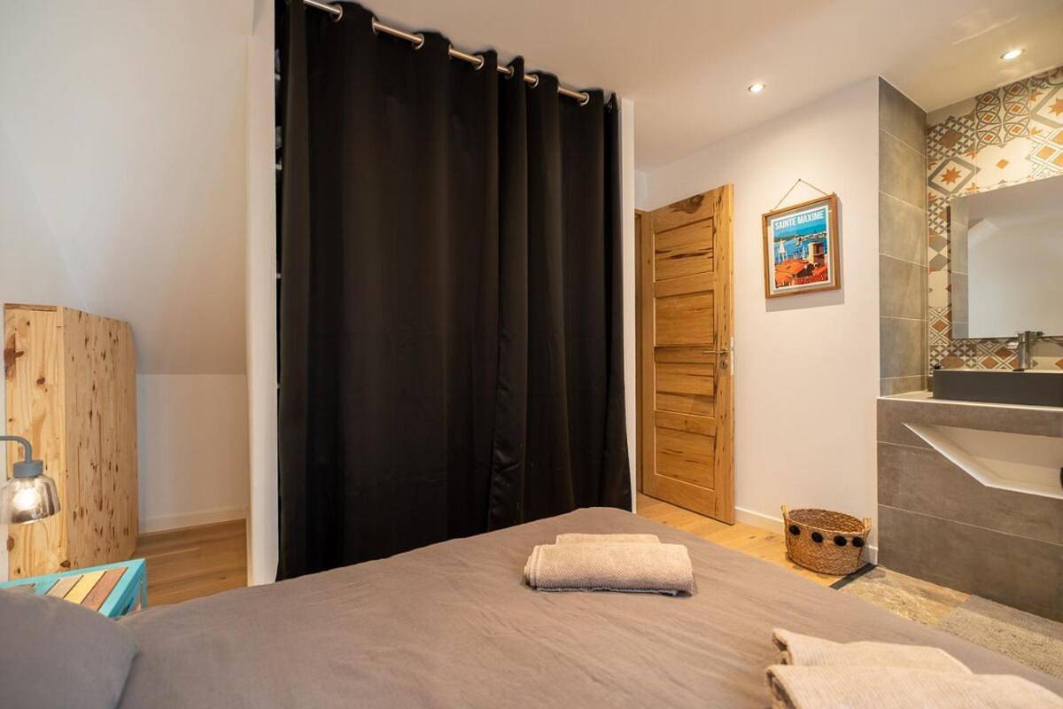 Three-Bedroom Villa in Le Plan-de-la-Tour, Mittelmeerküste (Frankreich)